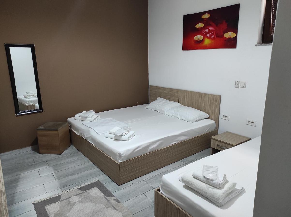Hotel Old 3*